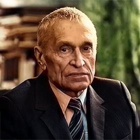 Микола Амосов