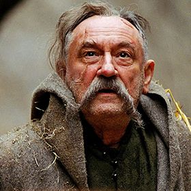 Богдан Ступка