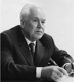 Василь Комісаренко
